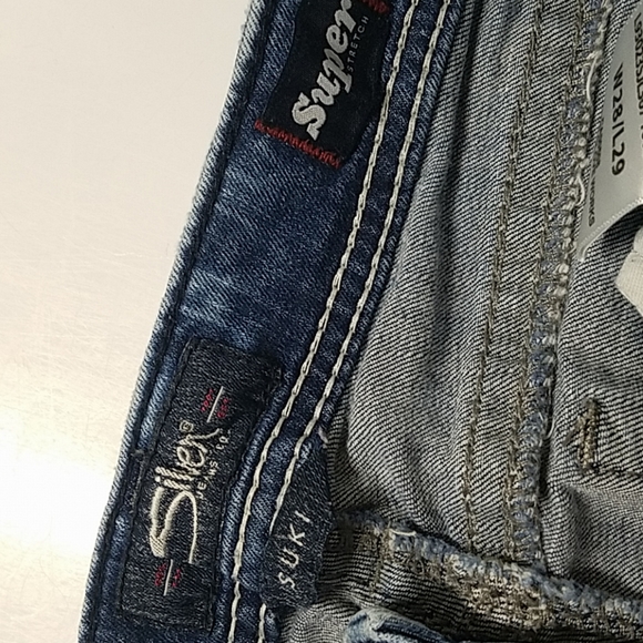 Skinny Jeans - Picture 2 of 4